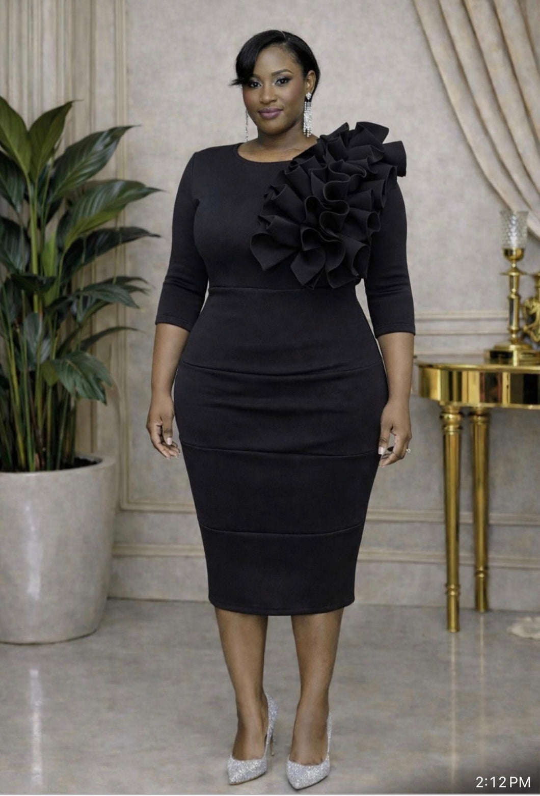power fashion dresses Power Dresses for Work: Blending Style & Function